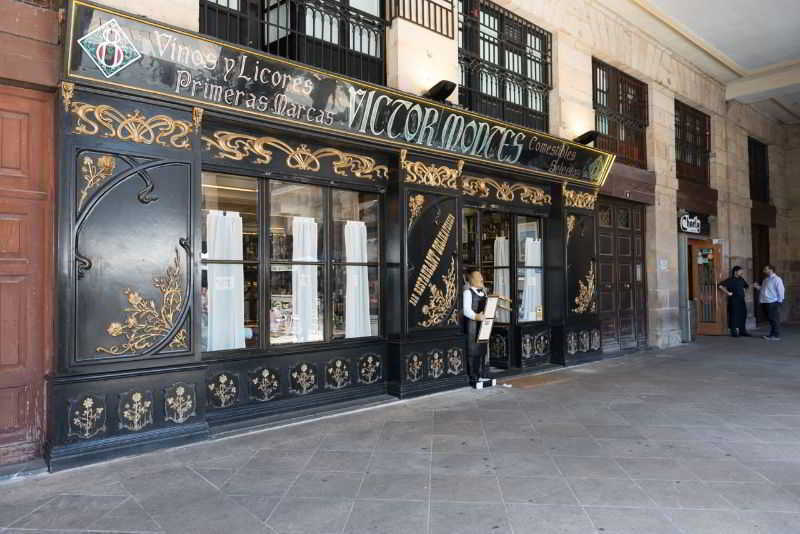 Tryp Bilbao Sondika Hotel Exterior foto