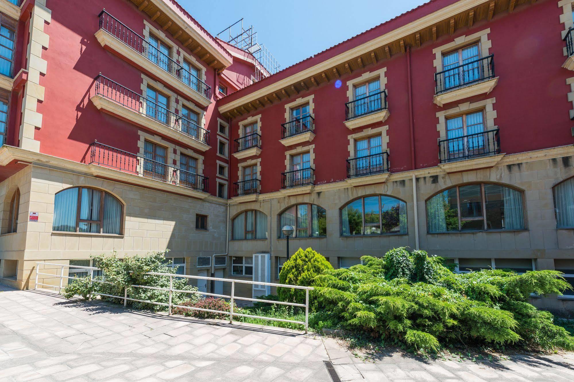 Tryp Bilbao Sondika Hotel Exterior foto